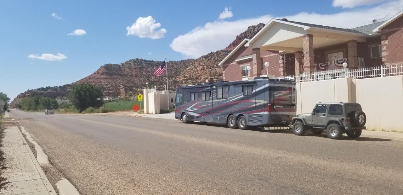 Zion'S Most Wanted Hotel Hildale 외부 사진